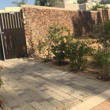 Rom Hatayelet Arad Bagian luar foto
